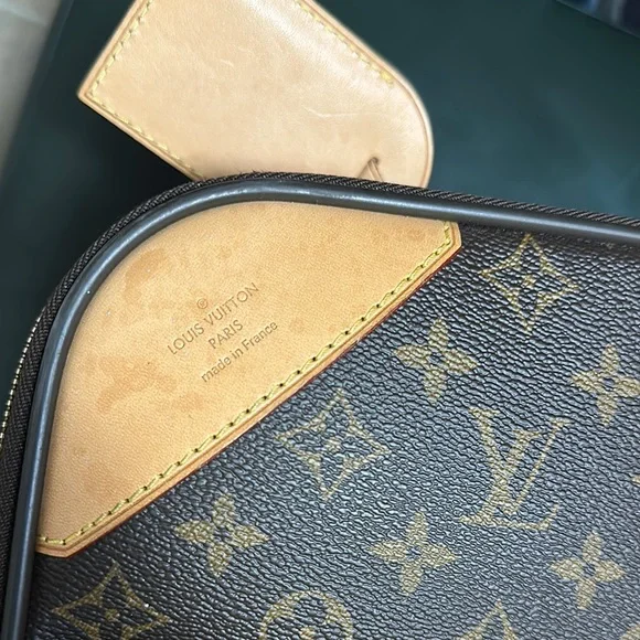 Louis Vuitton suitcase - Picture 11 of 16